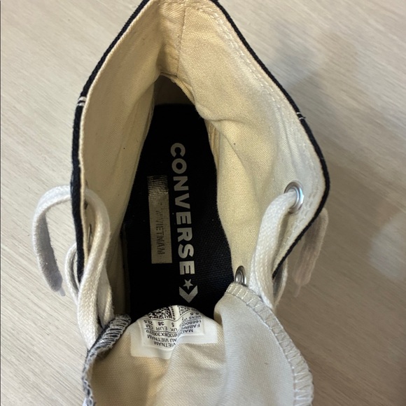 Converse Black and white High-Tops thick platform run star  7 women 5.5 men - Picture 9 of 9